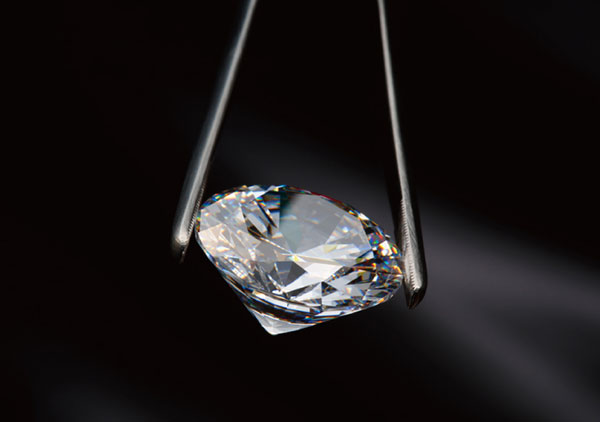 プロポーズ応援フェアで高品質なダイヤモンドをお得にGET！
